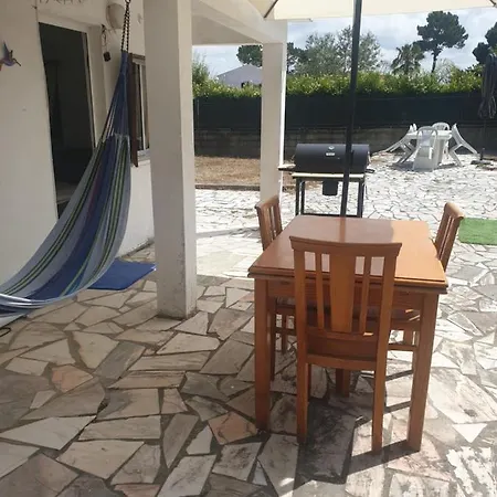 Sea Breeze Villa *